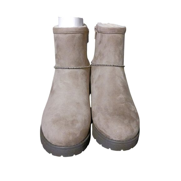NEW‎ BC Pay Up Taupe V-Suede Lug Sole Ankle Boots Size 9 - Picture 7 of 11